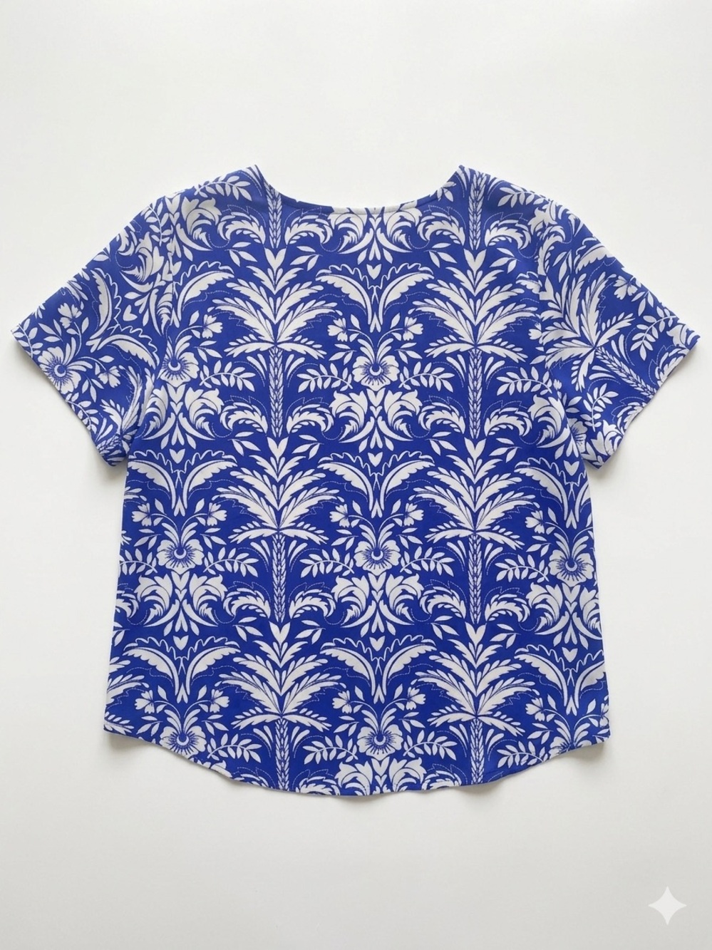 croft & barrow Blue and White Floral V-Neck Blouse